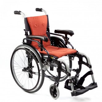 Кресло-коляска с ручным приводом Karma Ergo 352 в 