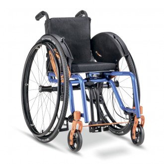 Детская активная инвалидная коляска Berollka Slash в 